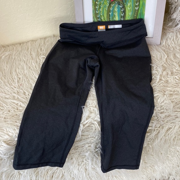LUCY lotus collection crop leggings - Picture 2 of 7